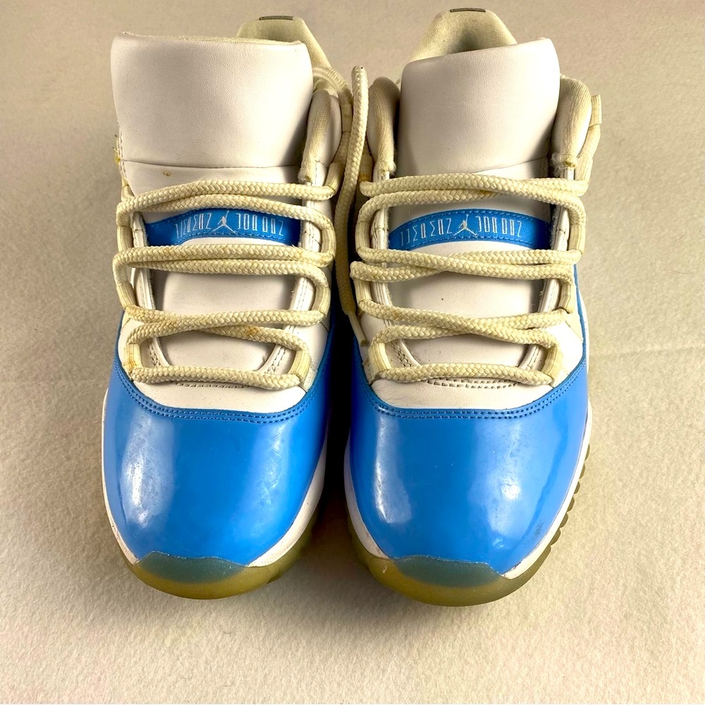 Nike Air Jordan 1 Retro Men Size 9.5 Blue and White Low Top Sneakers - Picture 14 of 15